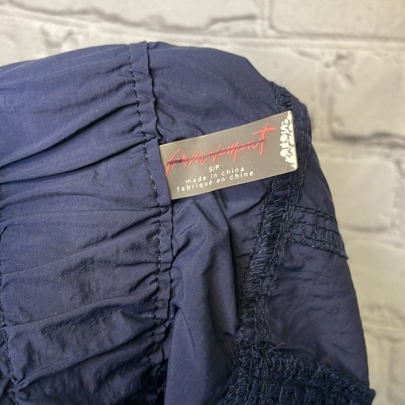 NWOT FP Movement In The Wild Shorts - Supernova - Size Small - Picture 15 of 17